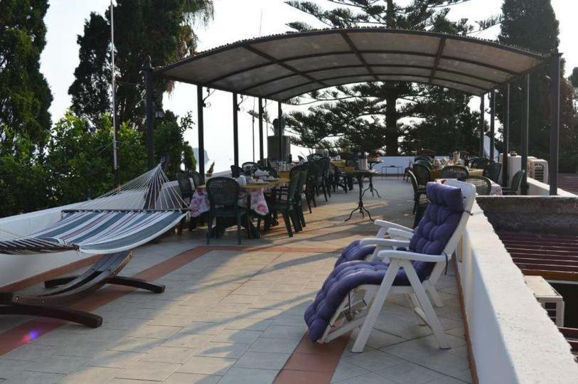 B&B Il Giardino Segreto Στρόμπολι Εξωτερικό φωτογραφία