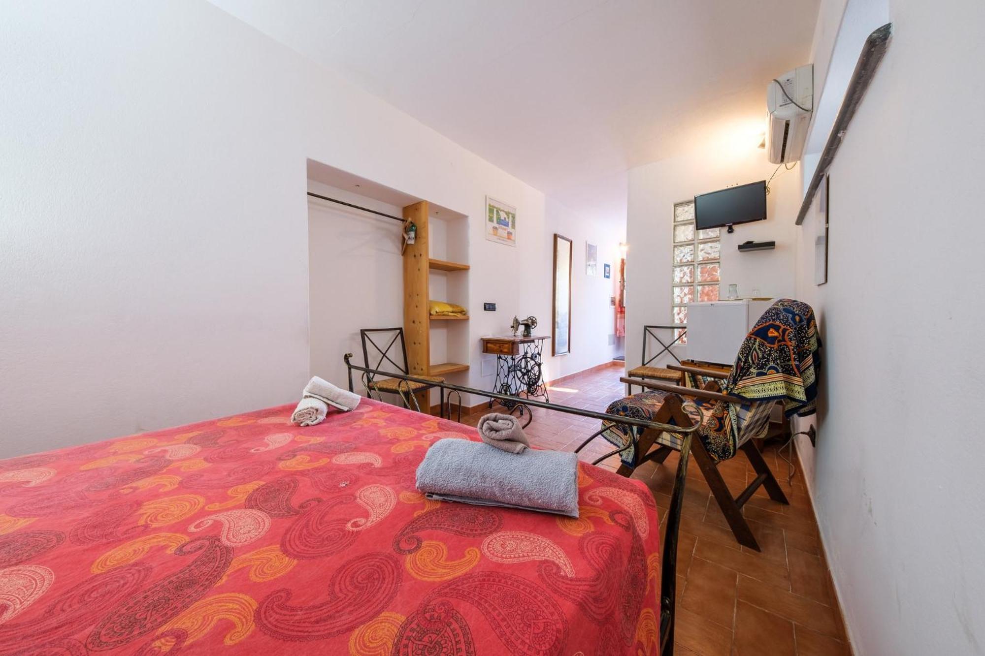 B&B Il Giardino Segreto Στρόμπολι Εξωτερικό φωτογραφία