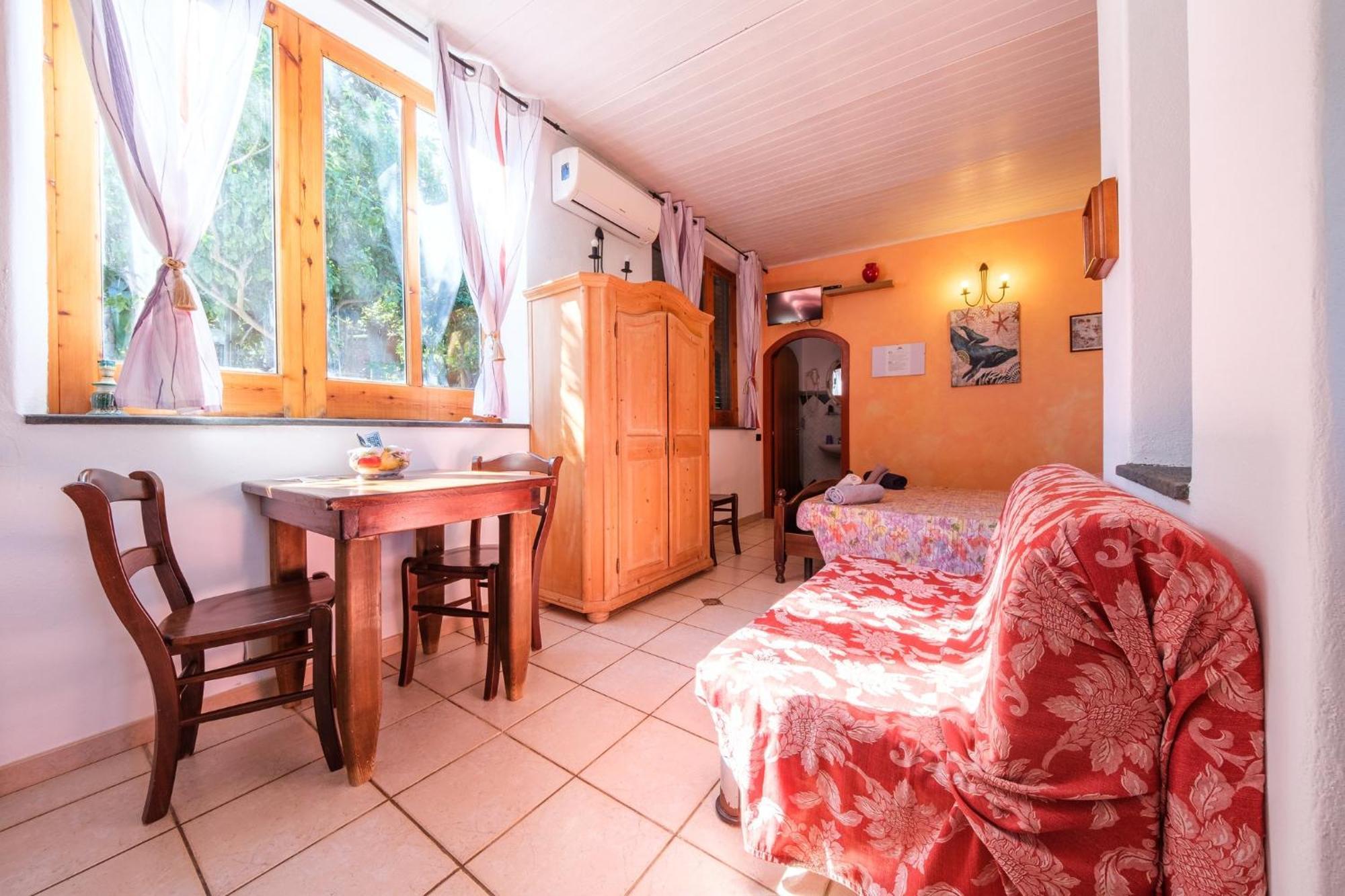 B&B Il Giardino Segreto Στρόμπολι Εξωτερικό φωτογραφία