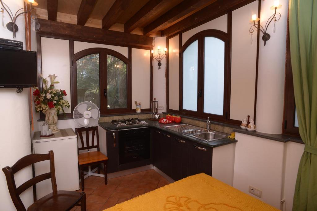 B&B Il Giardino Segreto Στρόμπολι Εξωτερικό φωτογραφία